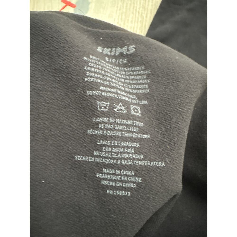 SKIMS Black Sculpting Mid Thigh Bodysuit - Small - Picture 4 of 4